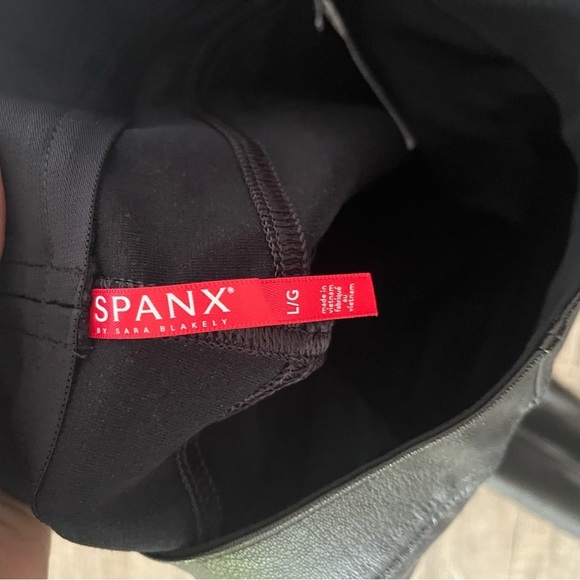 Spanx Leather Like Skinny, Reg Size L NWT - Picture 4 of 14